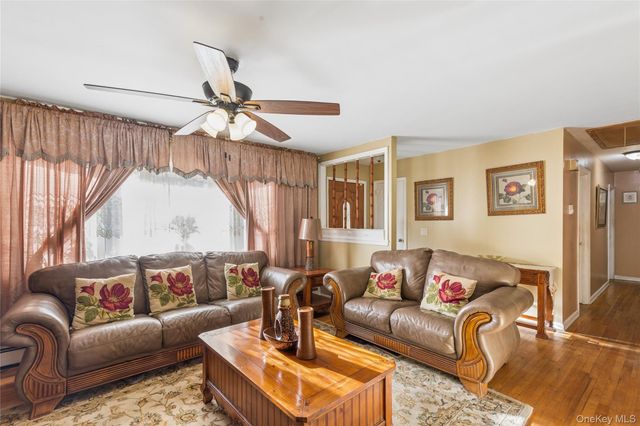 15 Pine Cone Street, Middle Island, NY 11953