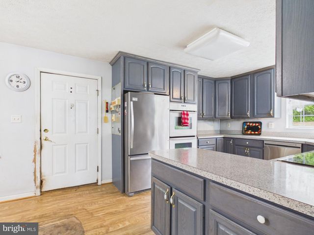 674 POTATO HILL ST, Hedgesville, WV 25427