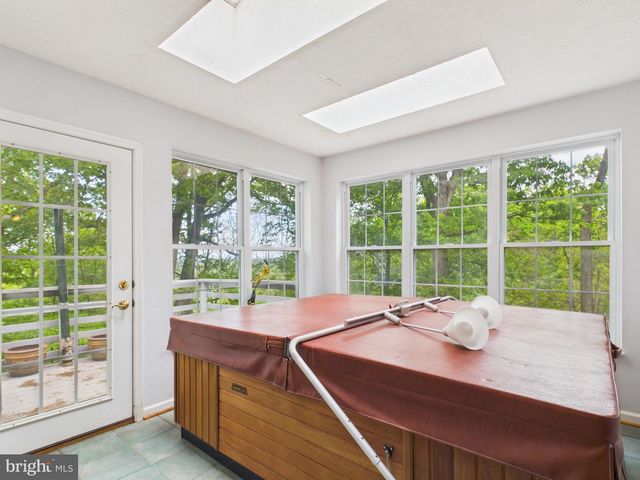 674 POTATO HILL ST, Hedgesville, WV 25427