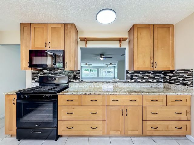 12547 PINE ISLAND DRIVE, Leesburg, FL 34788