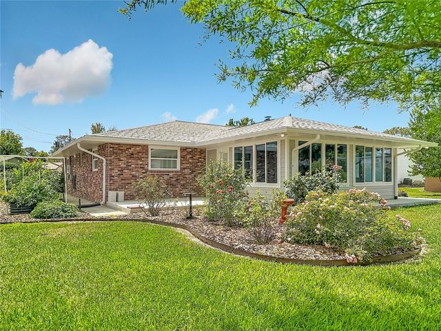 12547 PINE ISLAND DRIVE, Leesburg, FL 34788