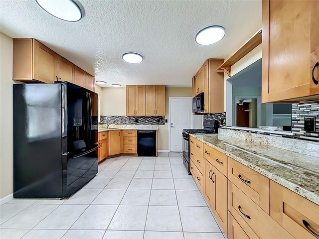12547 PINE ISLAND DRIVE, Leesburg, FL 34788