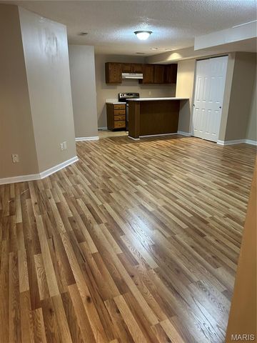 157 S Kings Road, Lake Sherwood, MO 63357