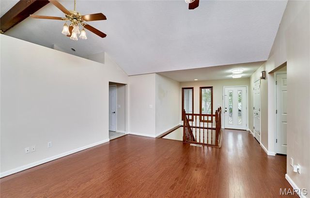 157 S Kings Road, Lake Sherwood, MO 63357