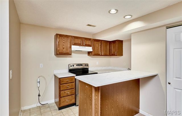 157 S Kings Road, Lake Sherwood, MO 63357