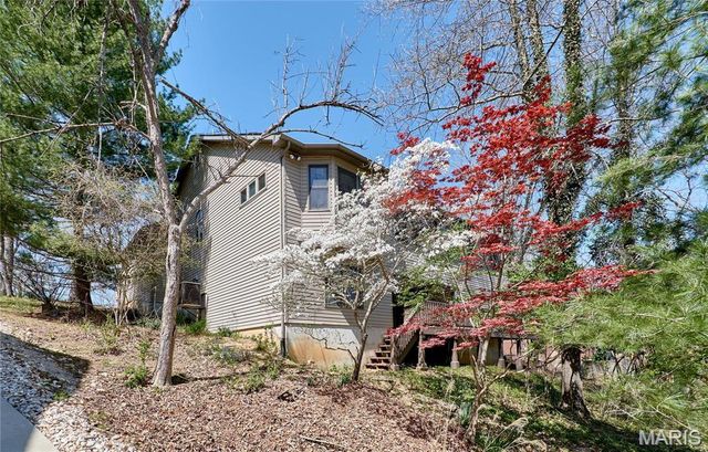 157 S Kings Road, Lake Sherwood, MO 63357