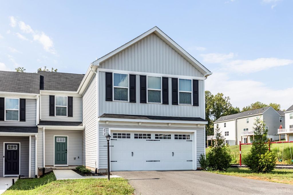 Image 1 of property listing at 272 Thicket Drive, Lynchburg, VA 24501