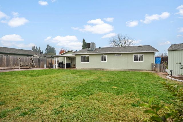 514 Tisdell Dr, Waterford, CA 95386