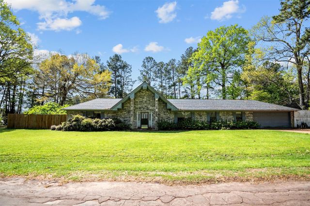 458 Cr 776, Douglass, TX 75943