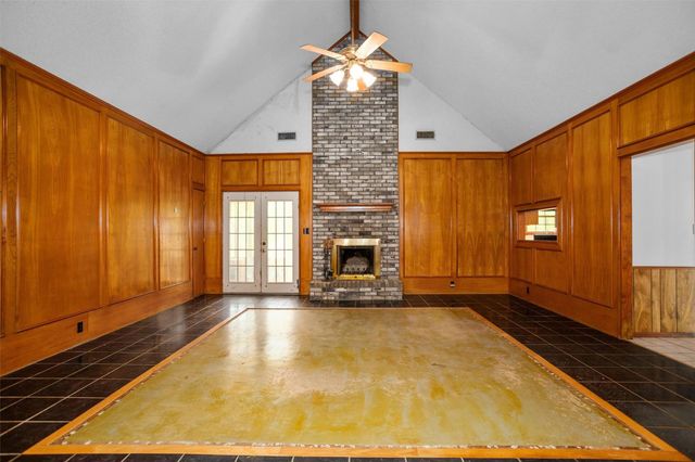 458 Cr 776, Douglass, TX 75943