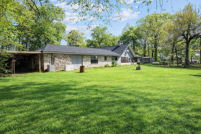 458 Cr 776, Douglass, TX 75943