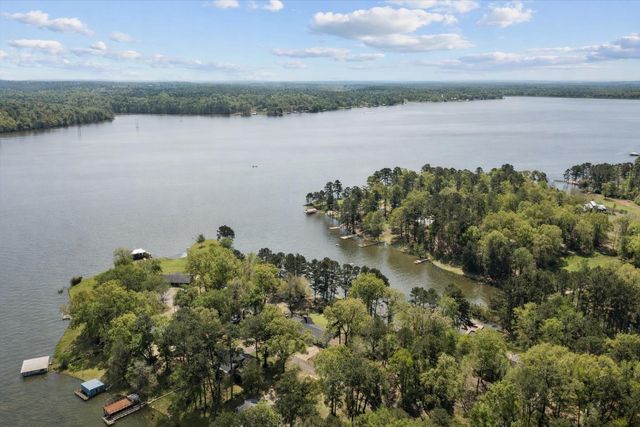 458 Cr 776, Douglass, TX 75943