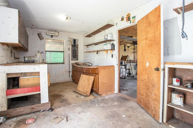 458 Cr 776, Douglass, TX 75943