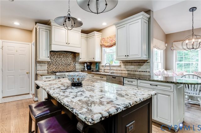 10102 Ashley Manor Ln, Mechanicsville, VA 23116
