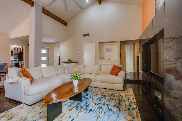 3204 Trevolle Place, Dallas, TX 75204