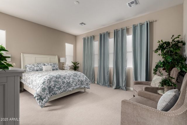 3983 W SERPENTINE Drive, San Tan Valley, AZ 85144