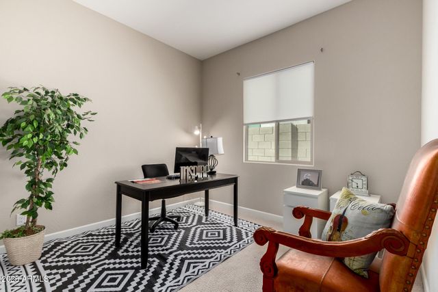 3983 W SERPENTINE Drive, San Tan Valley, AZ 85144