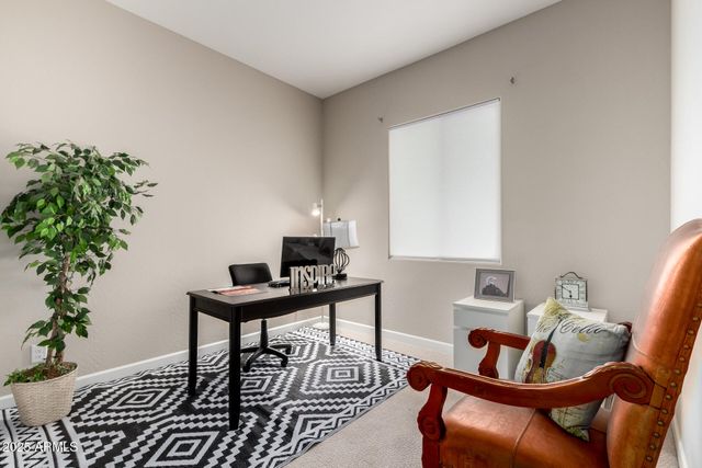 3983 W SERPENTINE Drive, San Tan Valley, AZ 85144