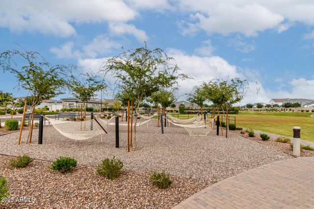 3983 W SERPENTINE Drive, San Tan Valley, AZ 85144