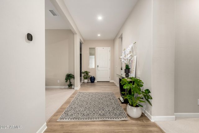 3983 W SERPENTINE Drive, San Tan Valley, AZ 85144