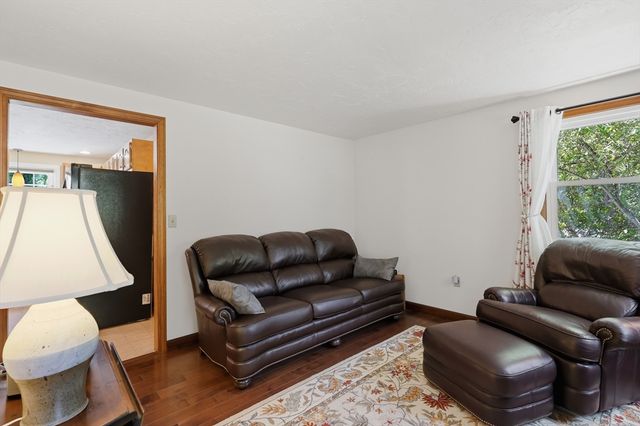 95 Mccracken Road, Millbury, MA 01527