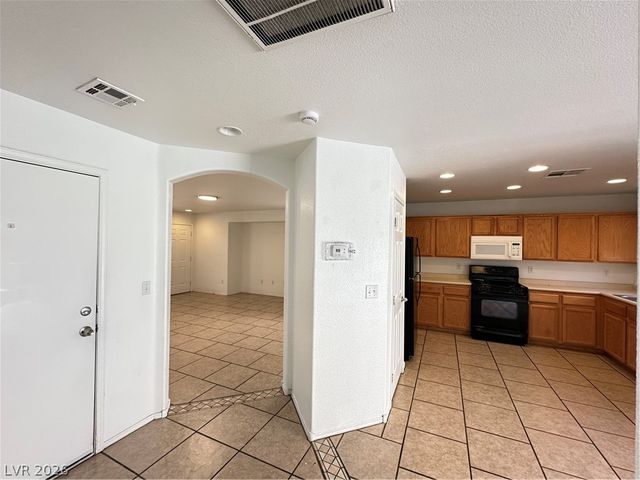 10452 Mihela Avenue, Las Vegas, NV 89129