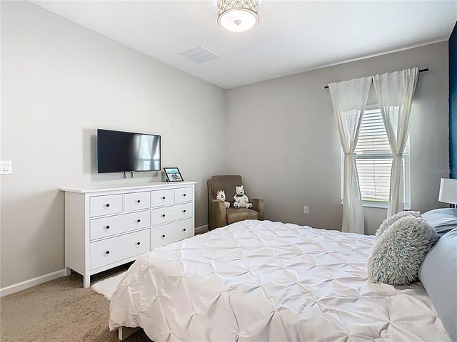 372 MEADOW POINTE DRIVE, Haines City, FL 33844