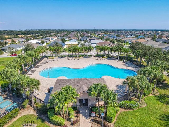 372 MEADOW POINTE DRIVE, Haines City, FL 33844