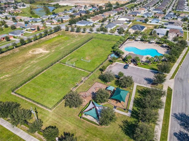 372 MEADOW POINTE DRIVE, Haines City, FL 33844