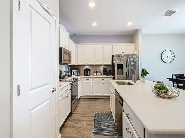 372 MEADOW POINTE DRIVE, Haines City, FL 33844