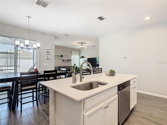 372 MEADOW POINTE DRIVE, Haines City, FL 33844
