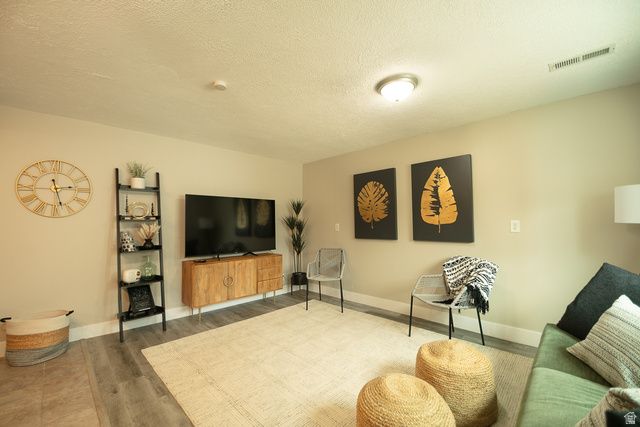 132 W WASHINGTON AVE, Murray, UT 84107