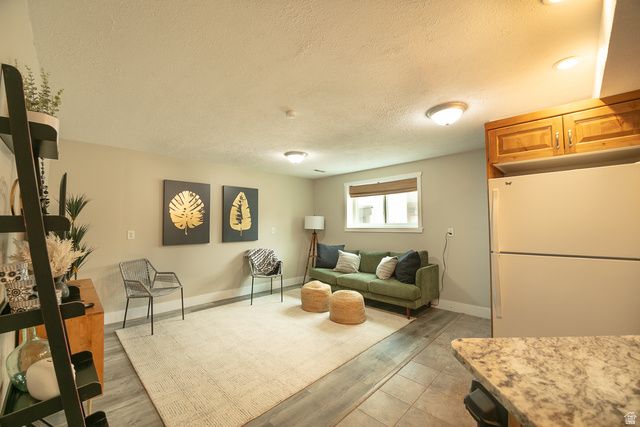132 W WASHINGTON AVE, Murray, UT 84107