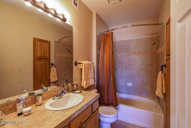 1500 E Pusch Wilderness Drive, Oro Valley, AZ 85737