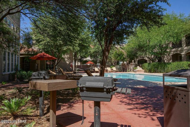 1500 E Pusch Wilderness Drive, Oro Valley, AZ 85737