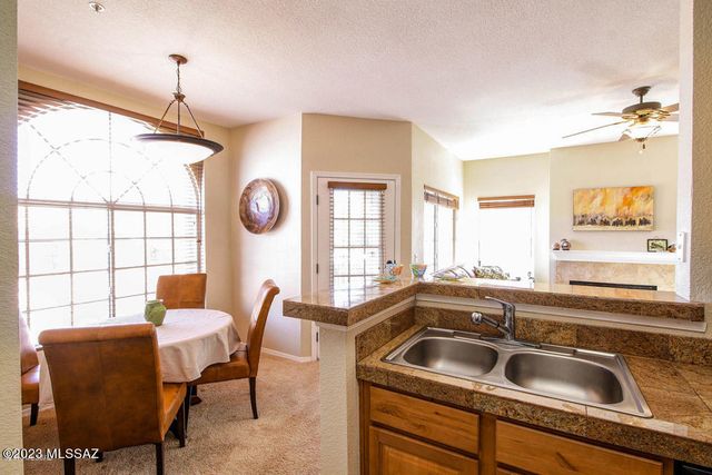 1500 E Pusch Wilderness Drive, Oro Valley, AZ 85737