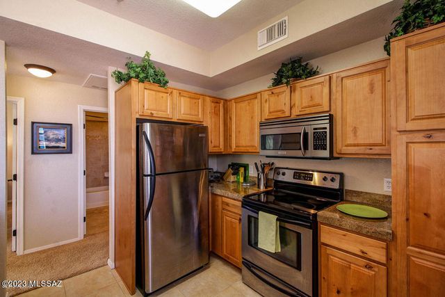1500 E Pusch Wilderness Drive, Oro Valley, AZ 85737