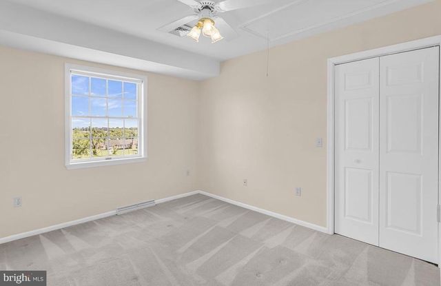 1813 HUNTER DR, Mechanicsburg, PA 17050