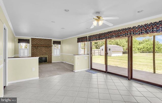 1813 HUNTER DR, Mechanicsburg, PA 17050