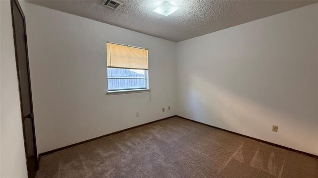 1618 Briarcliff Court, Norman, OK 73071