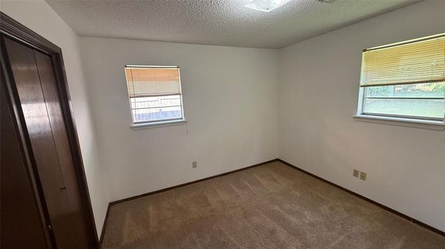 1618 Briarcliff Court, Norman, OK 73071