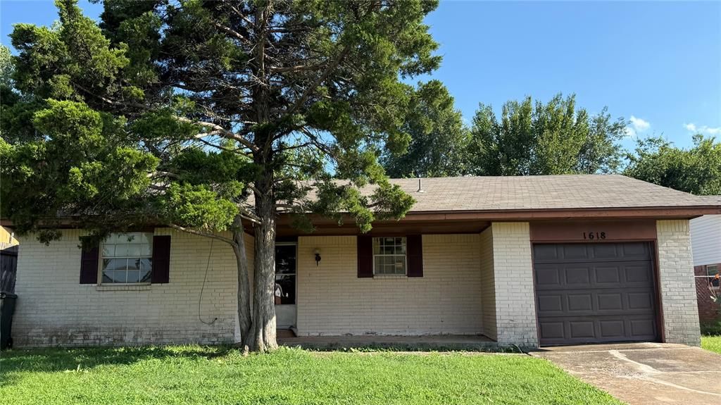 1618 Briarcliff Court, Norman, OK 73071