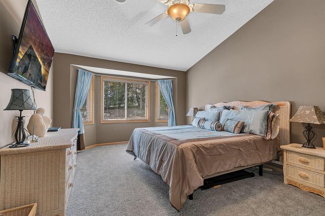 203 Carver Creek Place, Carver, MN 55315