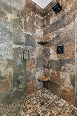 203 Carver Creek Place, Carver, MN 55315