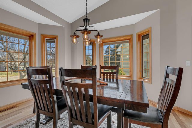 203 Carver Creek Place, Carver, MN 55315