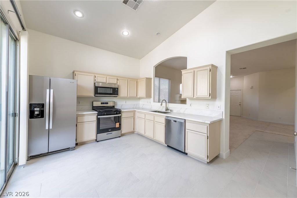 Image 14 of property listing at 1037 Novara Lane, Las Vegas, NV 89144