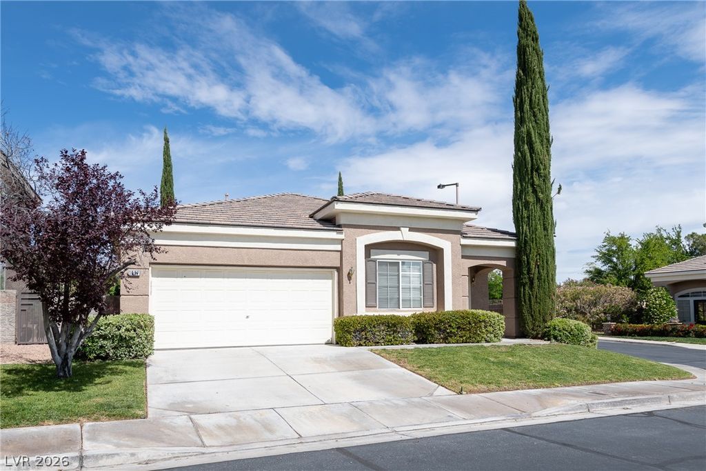 Image 4 of property listing at 1037 Novara Lane, Las Vegas, NV 89144
