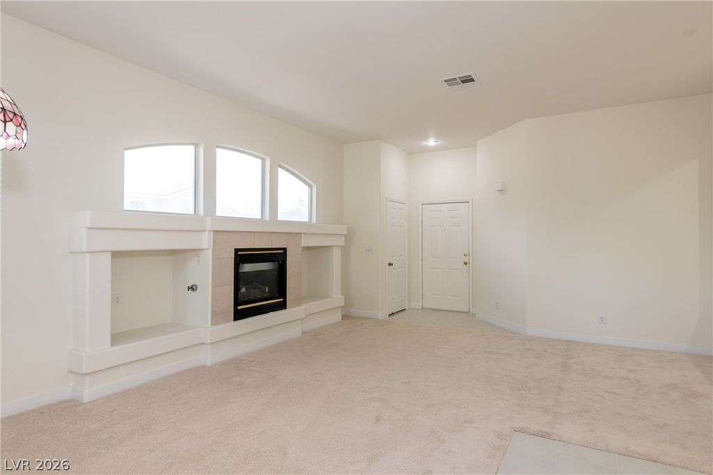 Image 8 of property listing at 1037 Novara Lane, Las Vegas, NV 89144
