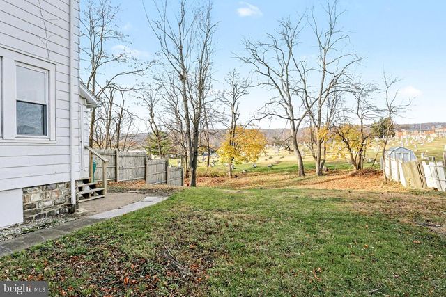 227 W DAUPHIN ST, Enola, PA 17025