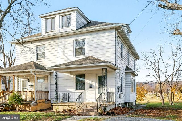 227 W DAUPHIN ST, Enola, PA 17025